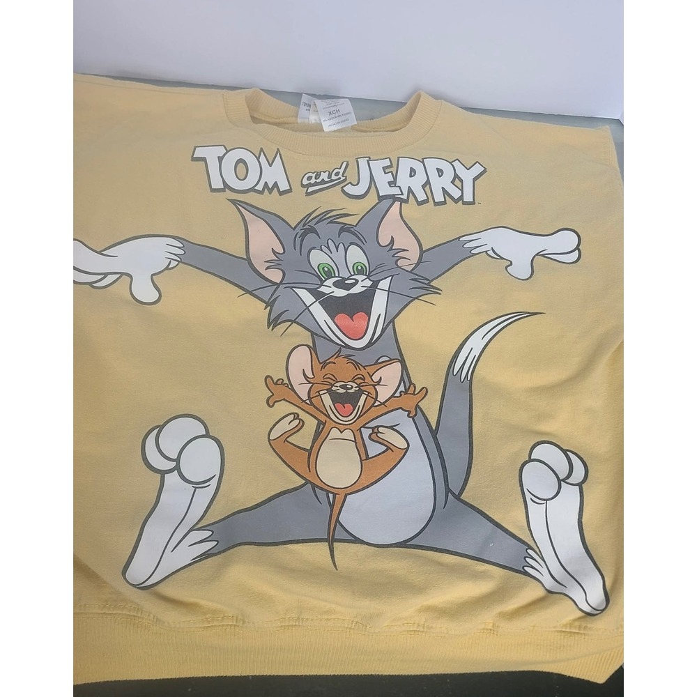Tom and Jerry Graphic Sweatshirt Adult XS XCH Jerry Leigh Yellow‎ Crewneck